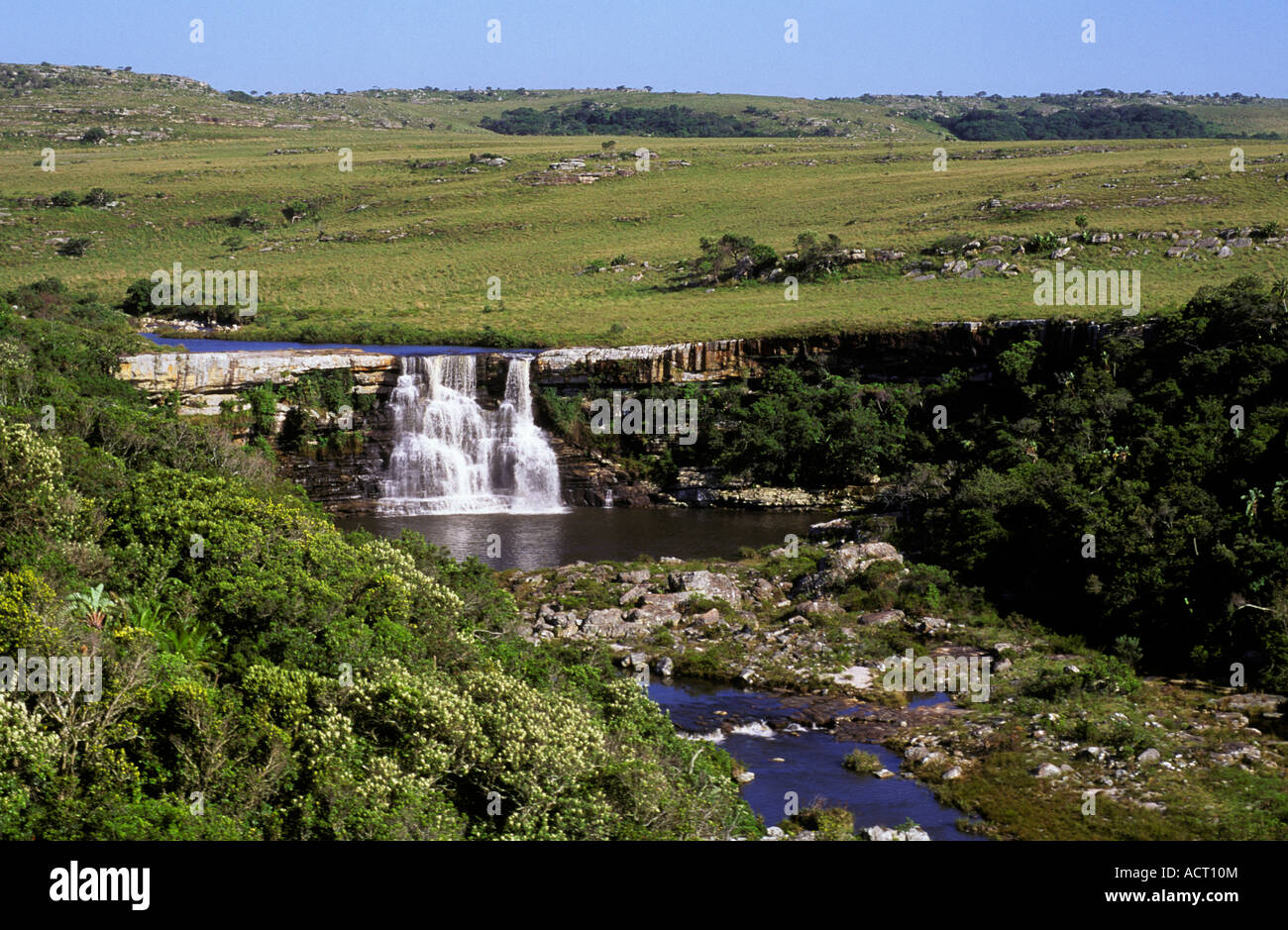 Vue panoramique des chutes canadiennes Mkambati Game Reserve Transkei E Cape Province Afrique du Sud Banque D'Images