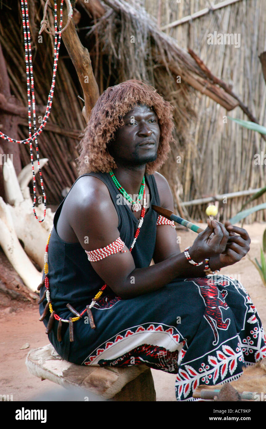 Sangoma muti Banque de photographies et d’images à haute résolution - Alamy