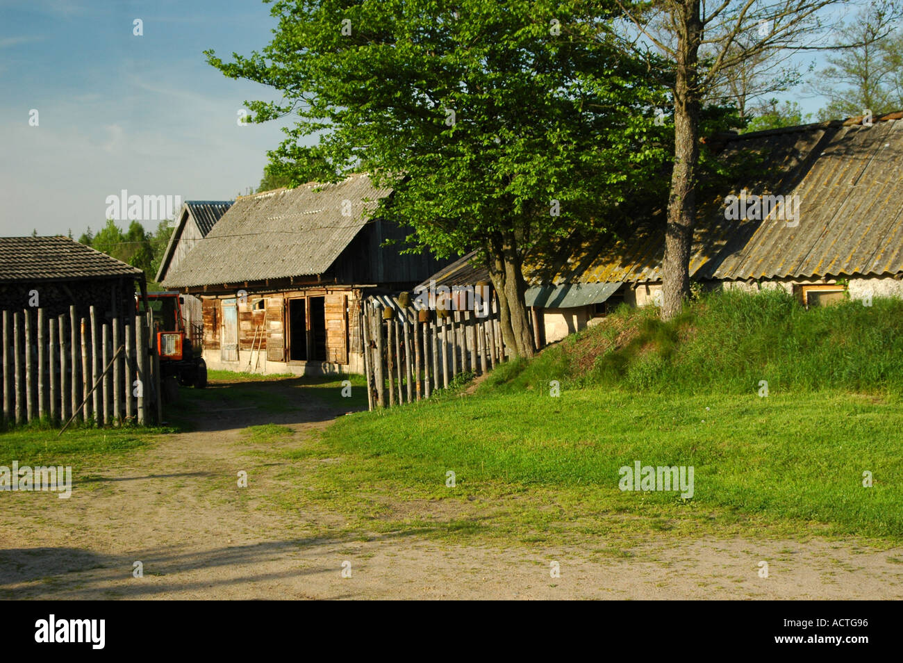 Maison dans village Teremiski Banque D'Images