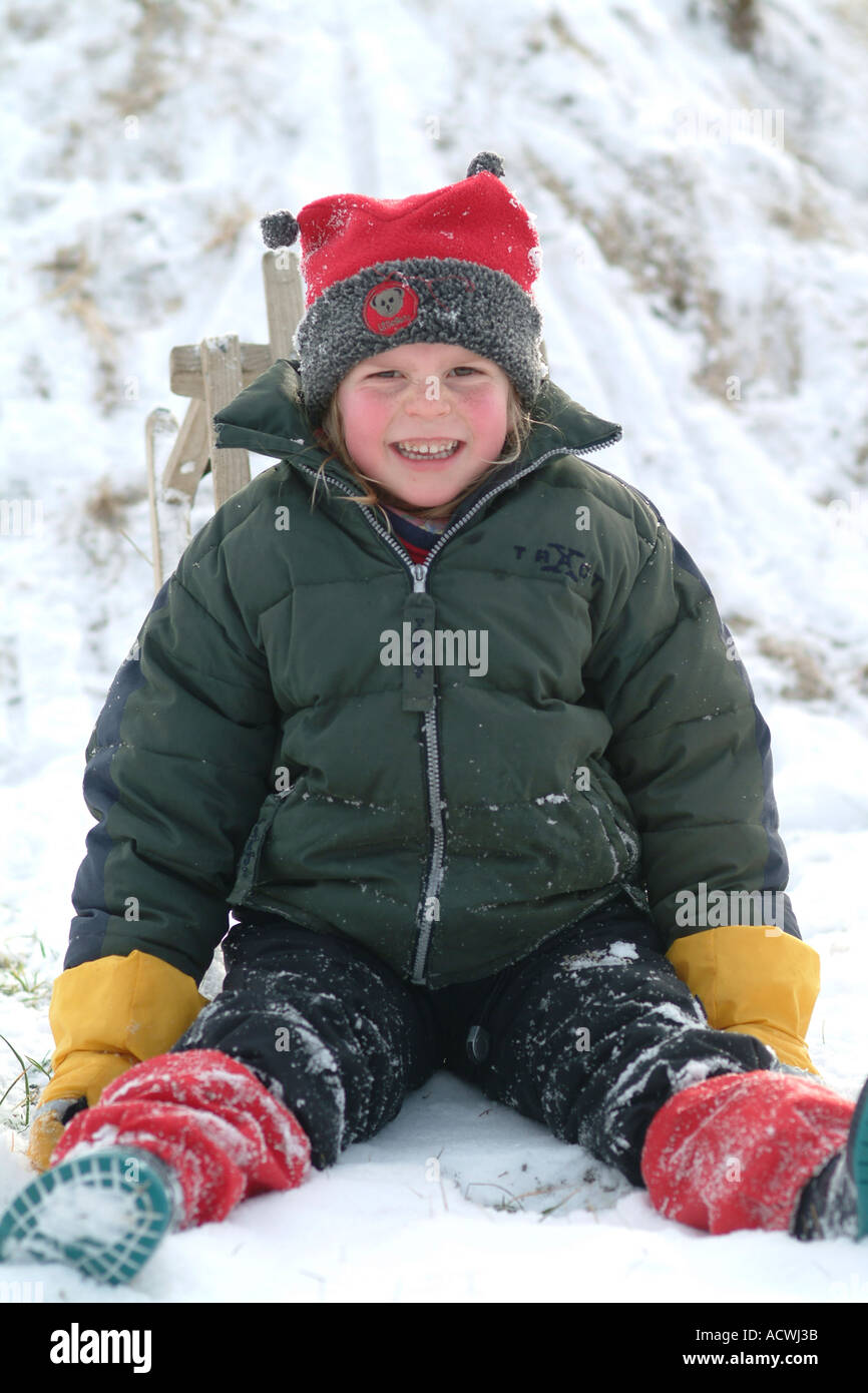 Les enfants dans la neige Banque D'Images