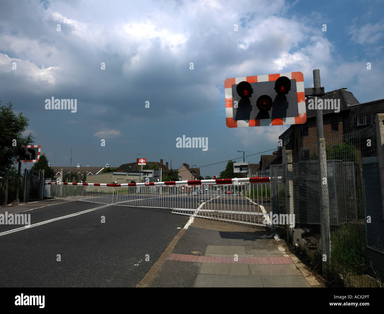 Barrière De Passage à Niveau / Parking Pour Enfants – 94 X 30 X 62 Cm – Signalisation Routière Jouet Dès 3 Ans