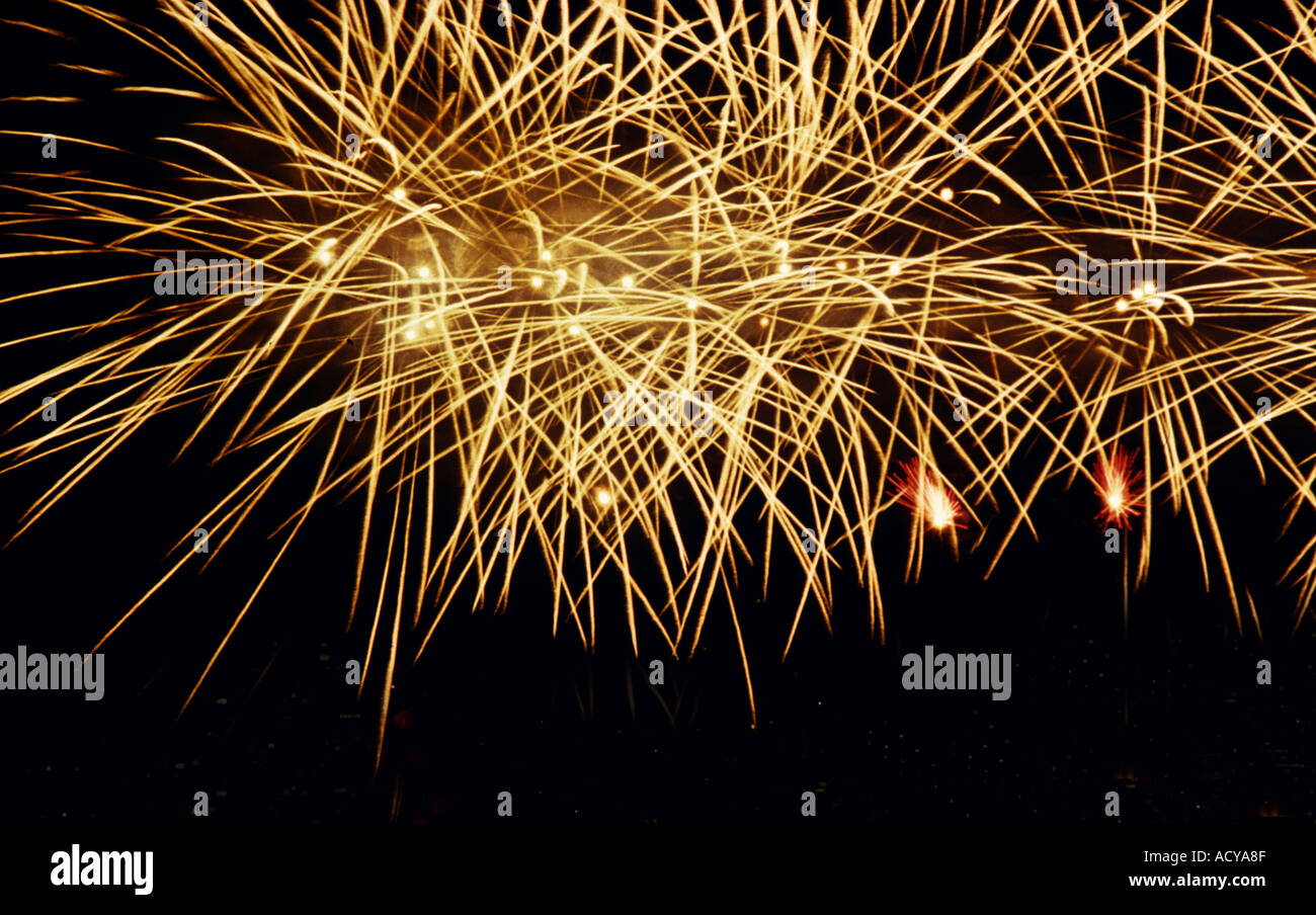 La nuit d'artifice ciel noir Banque D'Images