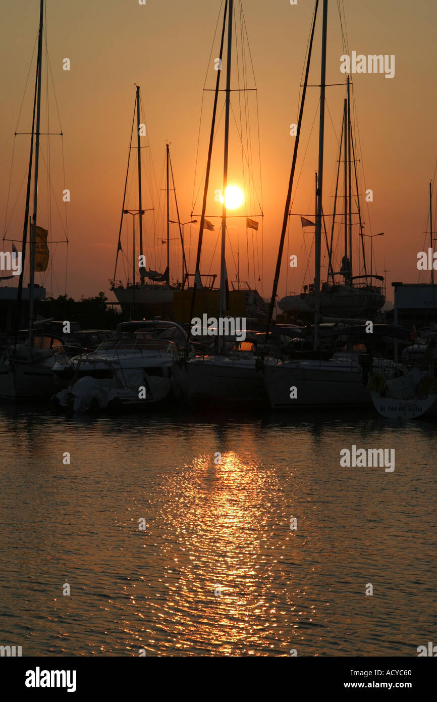 Sunset Marina Kalamaki Grèce Athènes Banque D'Images