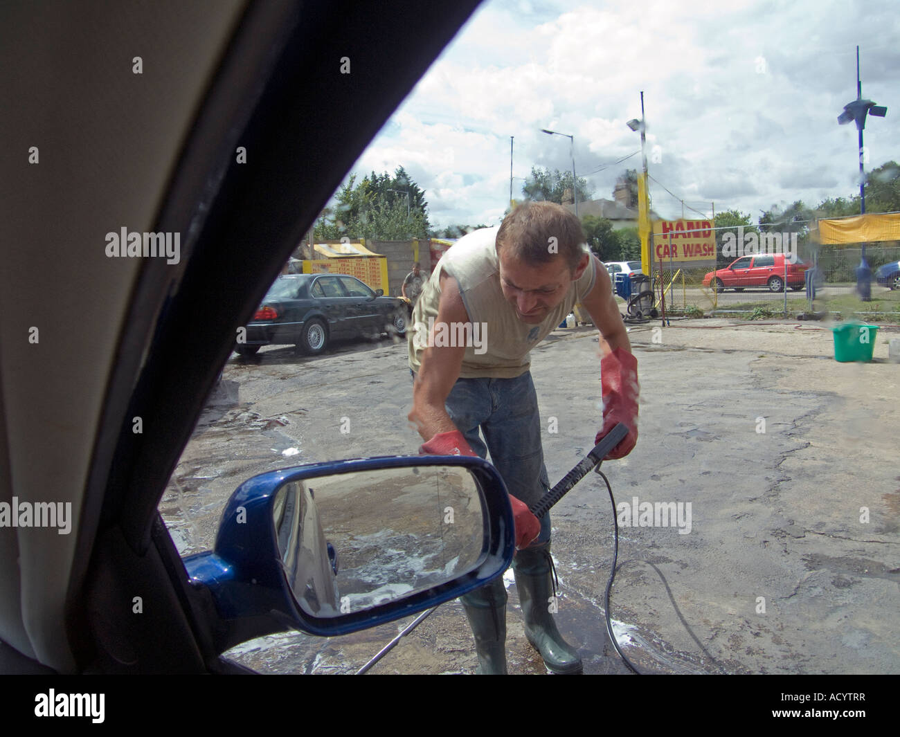 Lavage de voiture de main Banque D'Images