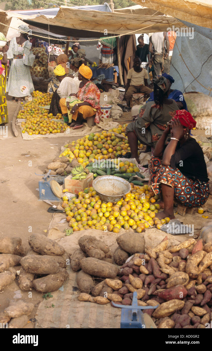 Lundi marché - Djenné, MALI Banque D'Images