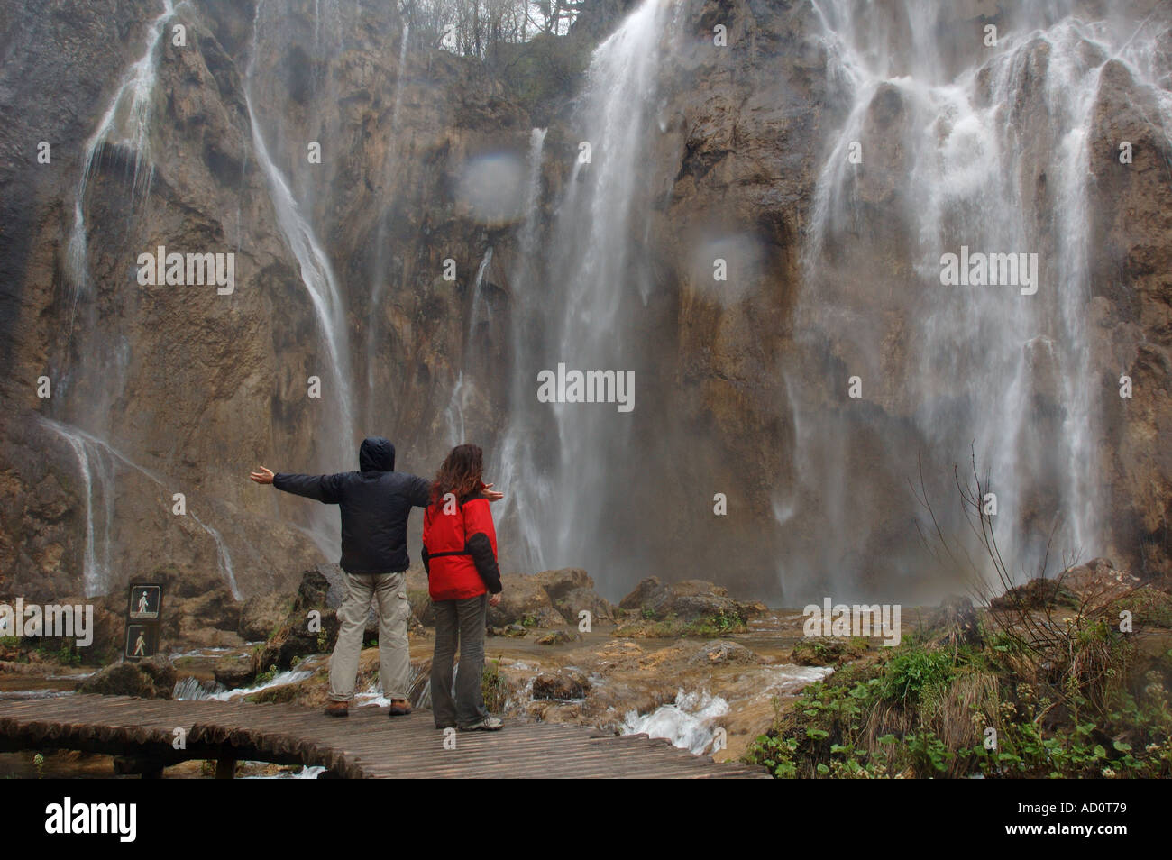 Cascade dans le parc national des Lacs de Plitvice Croatie Banque D'Images