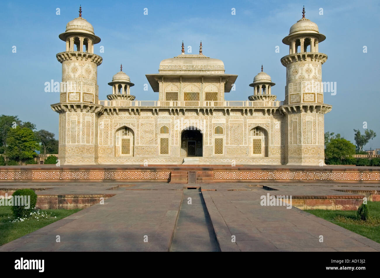 Grand angle horizontal d'Itimad-ud-daulah, surnommé le Baby Taj. Banque D'Images