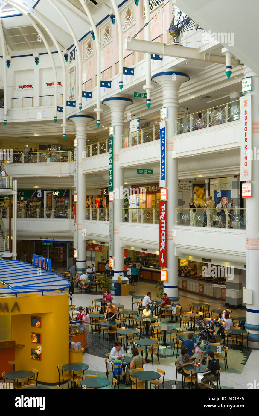 Centre commercial de paons Woking Surrey UK Banque D'Images