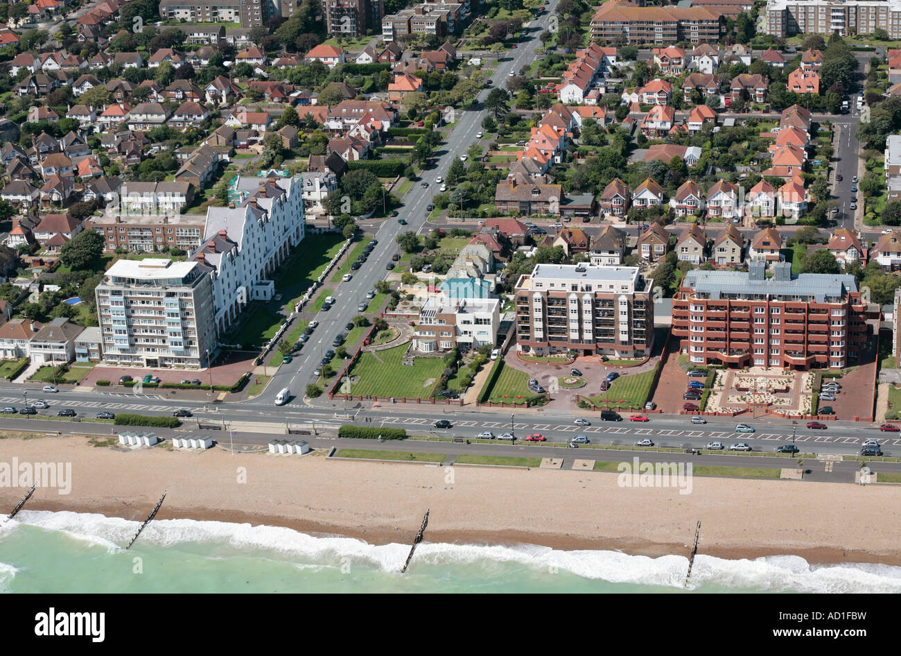 Vue aérienne du front de mer à Worthing, West Sussex, UK Banque D'Images
