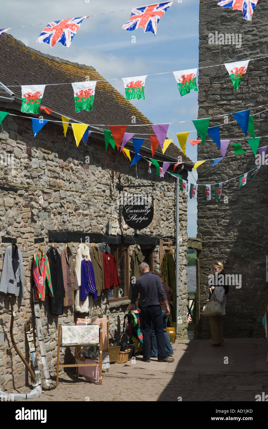 Hay Festival Bunting Hay on Wye Powys Wales 2006 2000 HOMER SYKES Banque D'Images