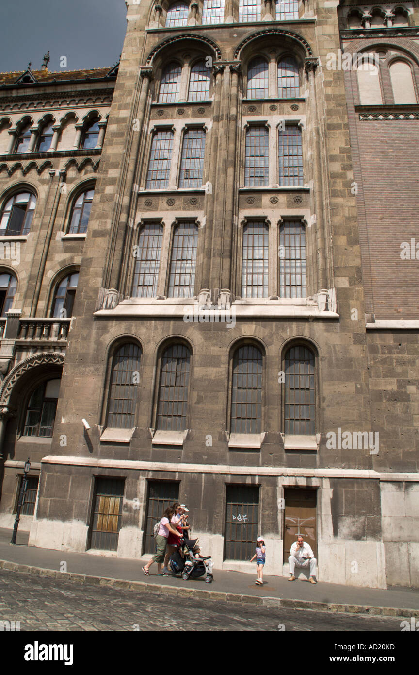 Budapest Hongrie l'édifice des Archives nationales Banque D'Images