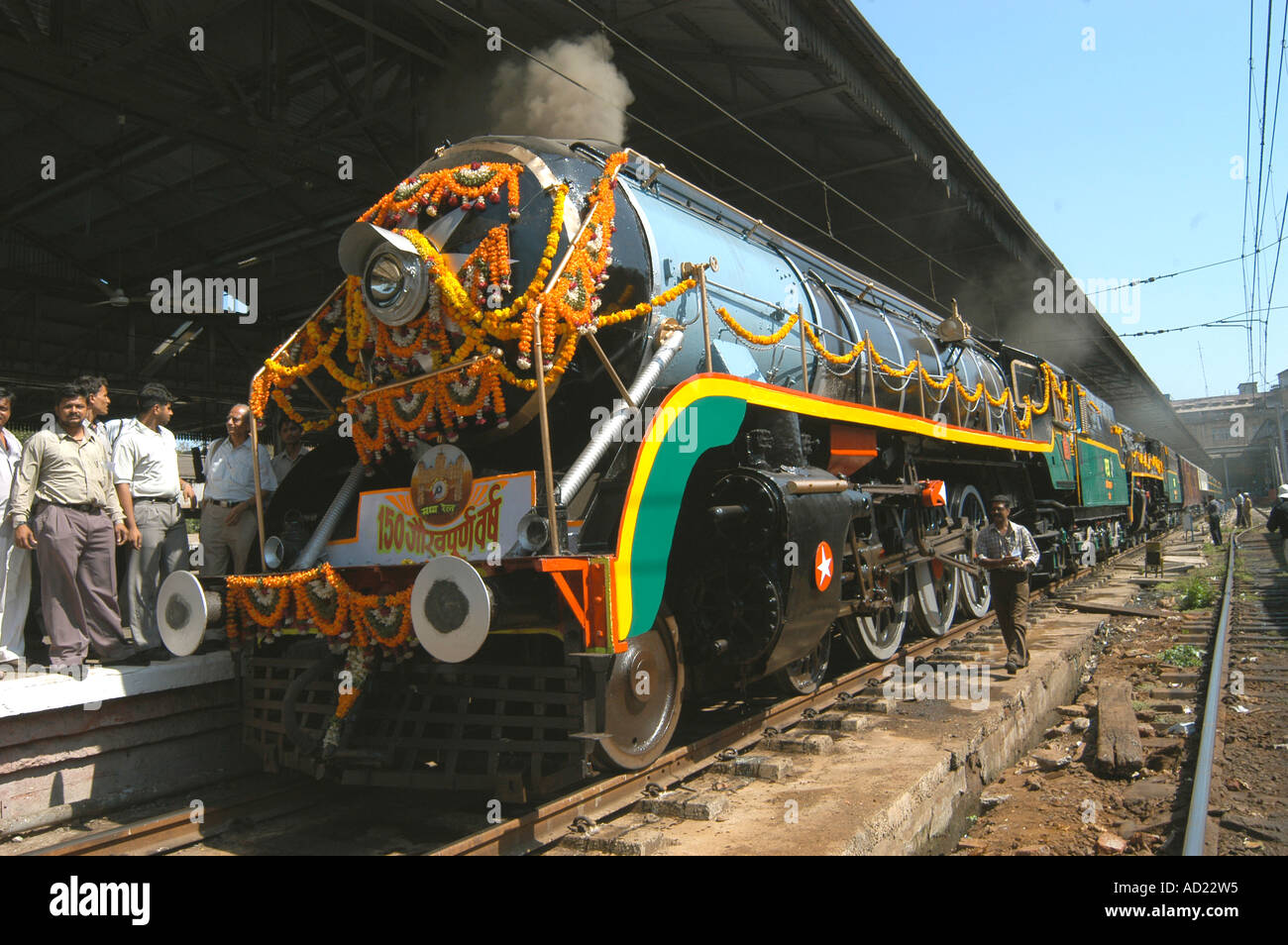 Cna72949 Première locomotive qui s'est déroulé entre Mumbai et Thane CST Mumbai Inde Banque D'Images