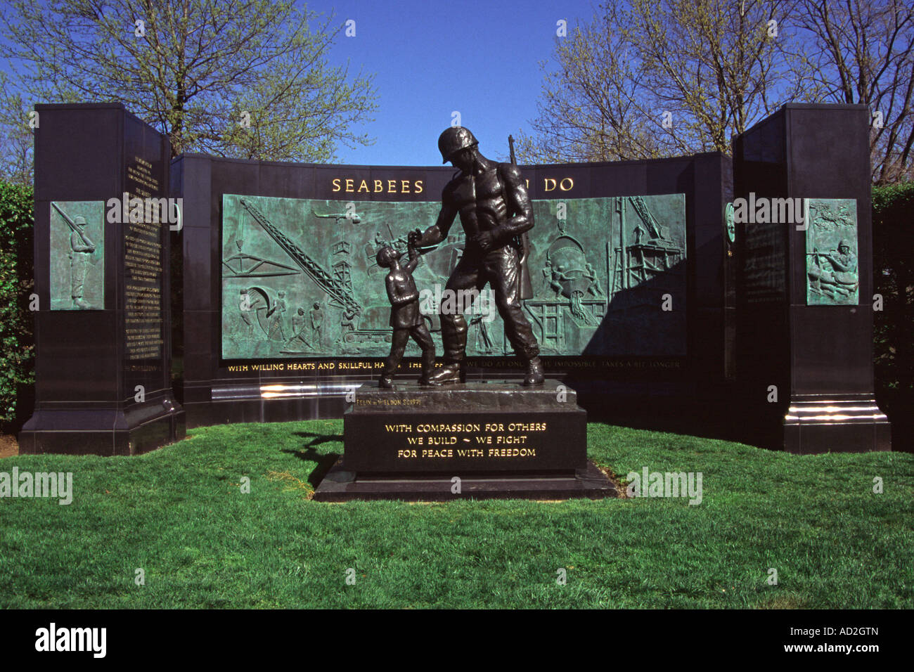 Memorial Seabees, Memorial Drive, le Cimetière National d'Arlington, Arlington, Virginia, USA Banque D'Images