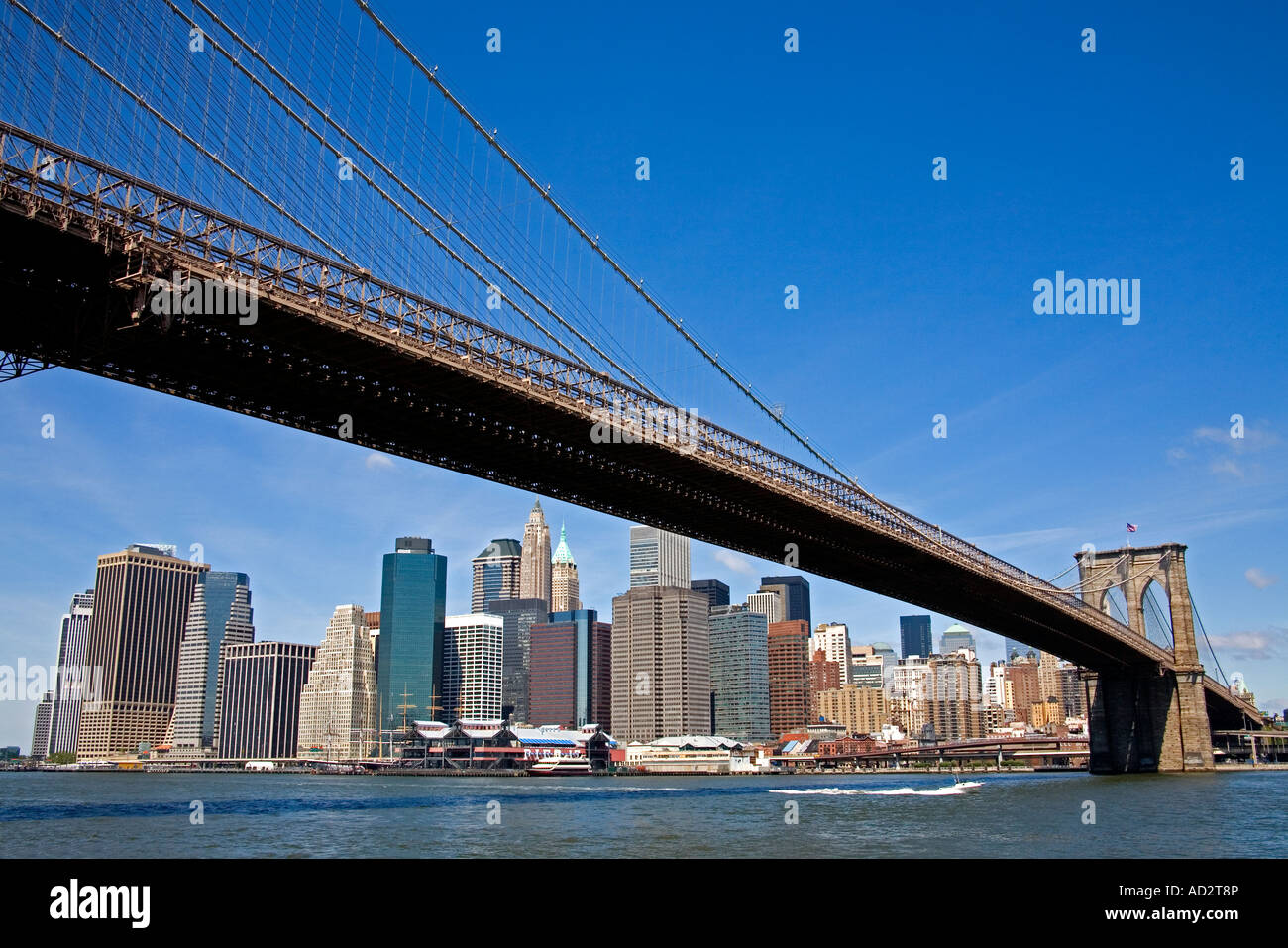 Pont de Brooklyn et Manhattan vu de Fulton Ferry State Park, Dumbo, Brooklyn, New York City, New York, USA Banque D'Images