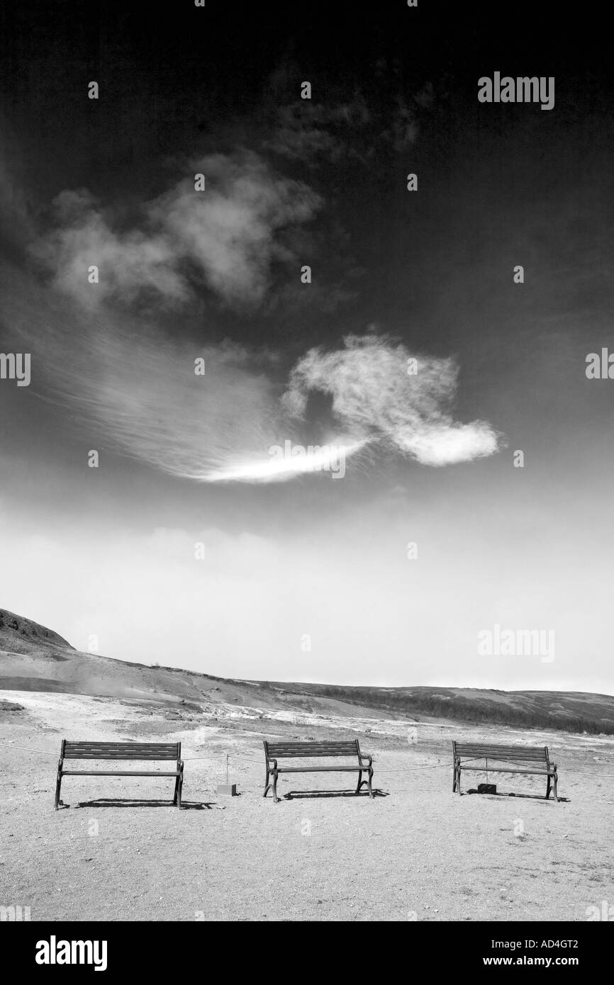 Trois bancs à Geysir Islande 1 p.c. Banque D'Images