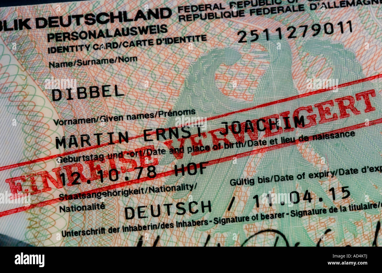 Un passeport allemand estampillé "déni d'entrée' Banque D'Images