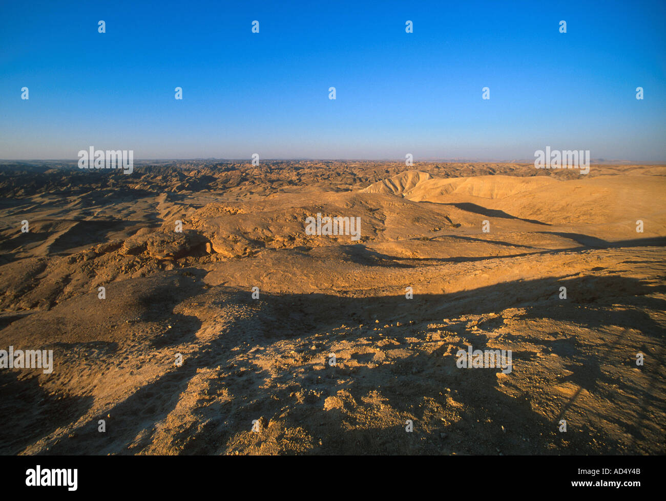 Le paysage lunaire du désert de l'extrémité nord de la Namibie Namib Naukluft Park Banque D'Images