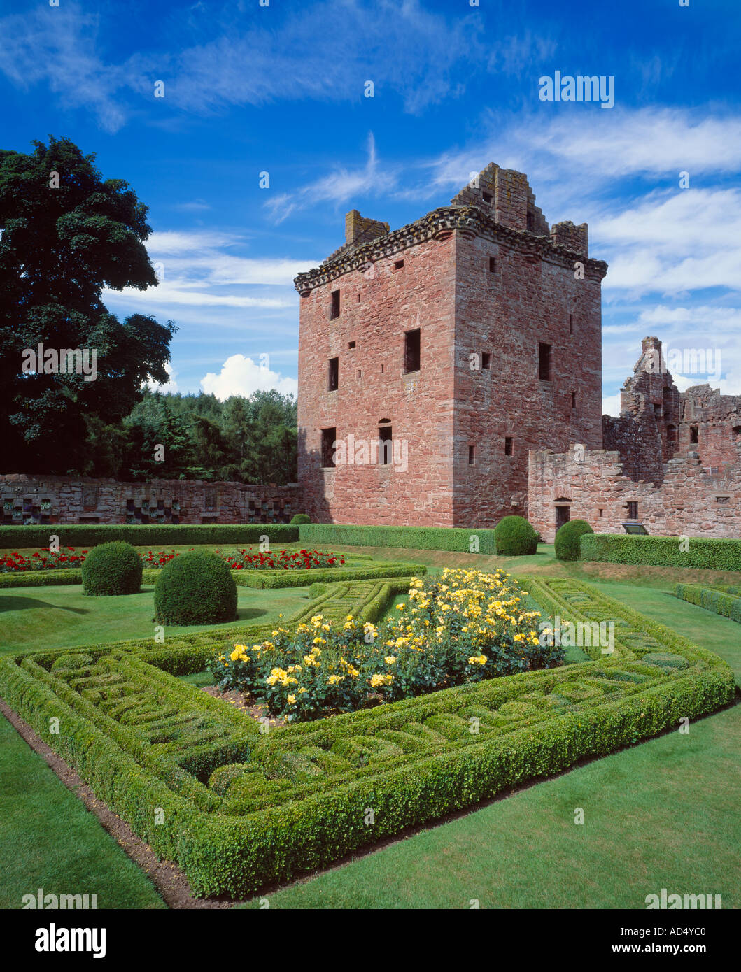 Conakry Château, Angus, Scotland, UK. Vue depuis le jardin Pleasance Banque D'Images