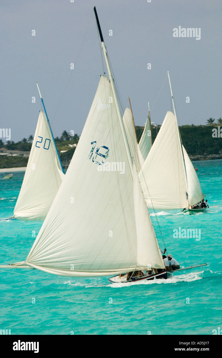 Une plus grande BAHAMA VILLE GEORE EXUMA Island Famille 53e Régate Compétition Banque D'Images