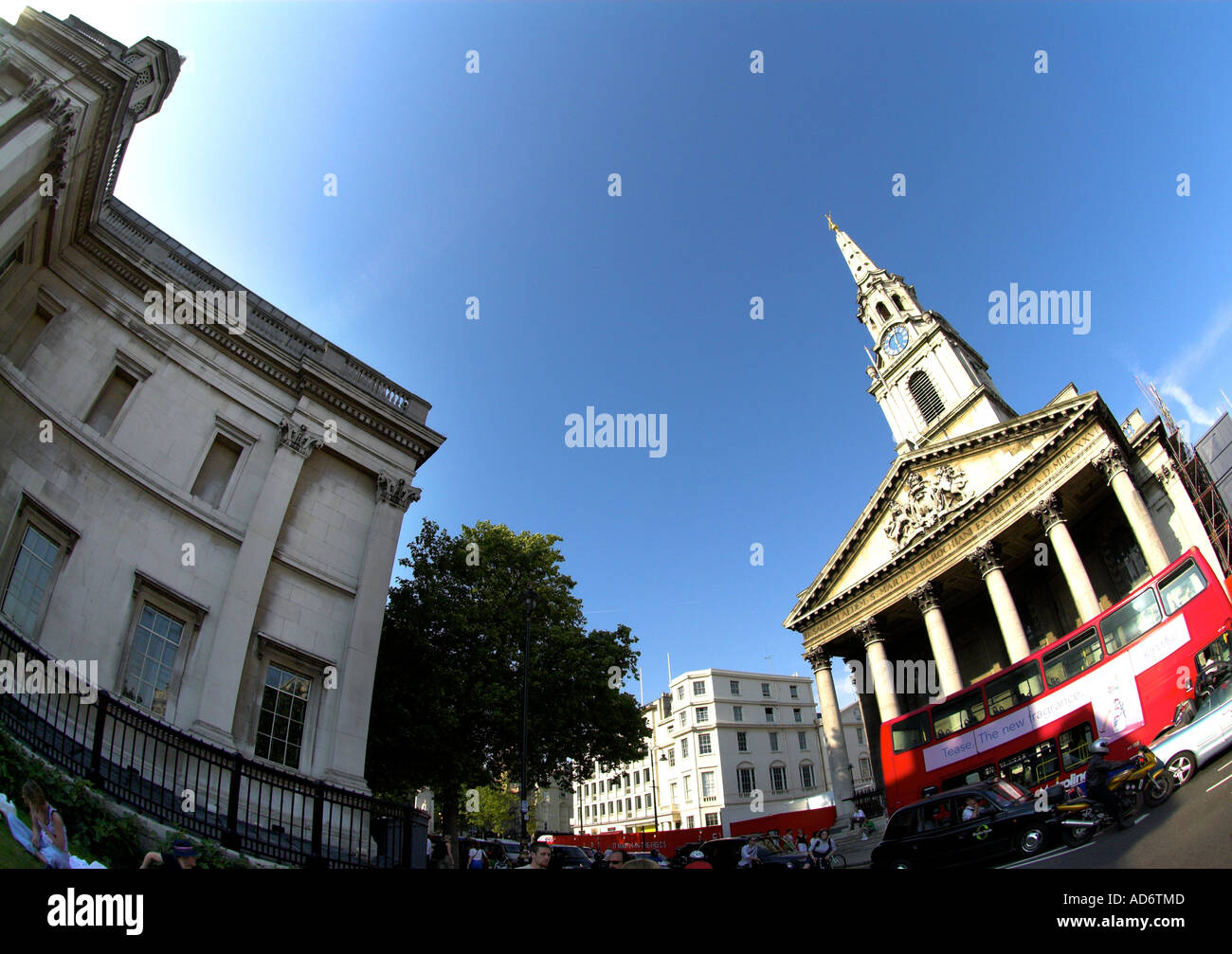 La National Gallery et St Martin's Londres EDITORIAL UTILISEZ UNIQUEMENT Banque D'Images