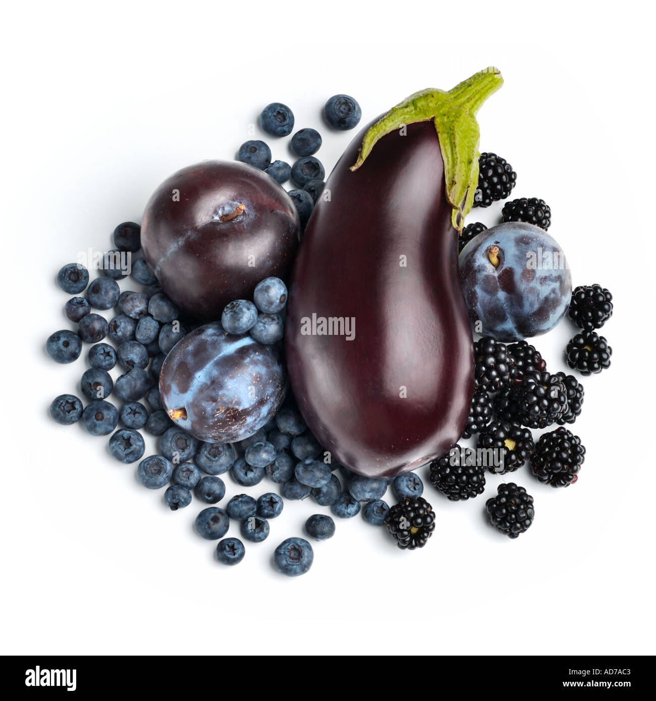 Violet et bleu Fruits et Légumes Photo Stock - Alamy