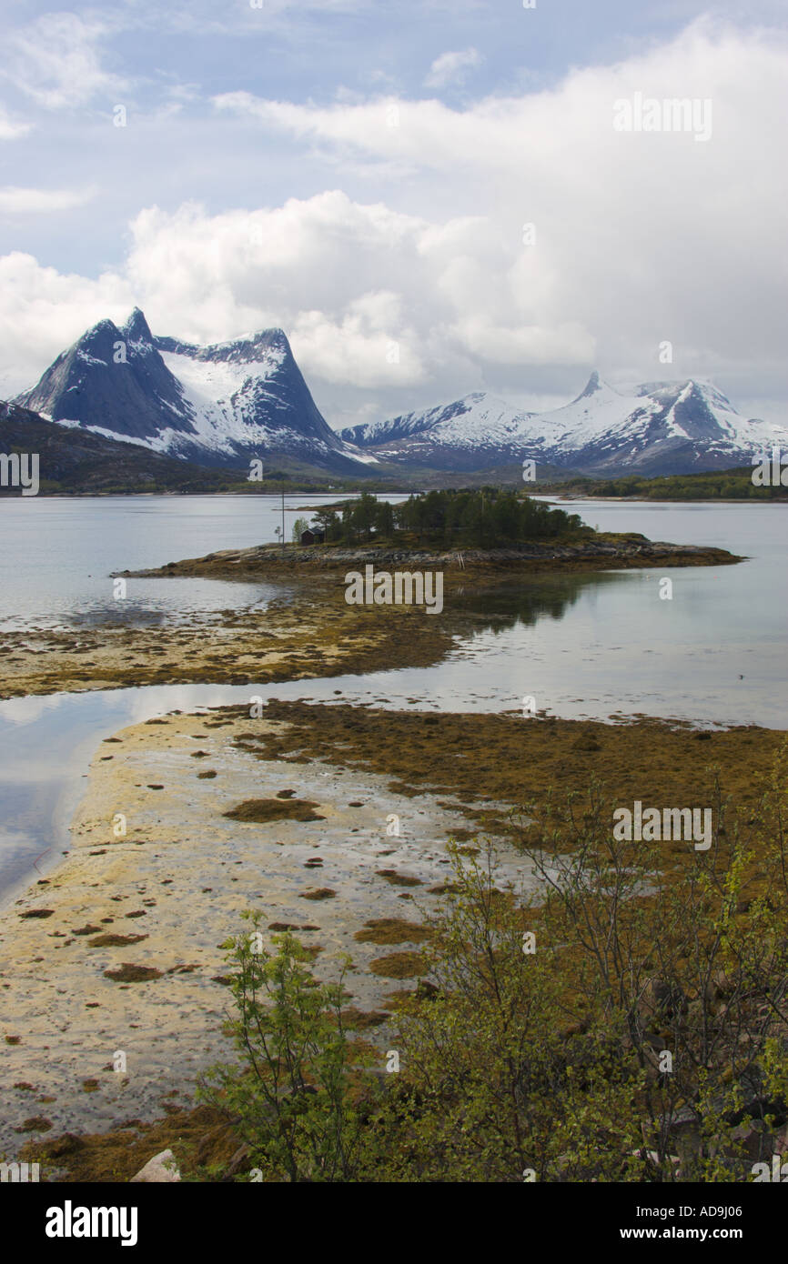 Eidetind et Eidfjorden Ballangen le nord de la Norvège Banque D'Images