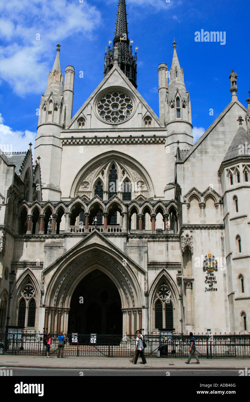 Royal Courts of Justice strand Fleet Street London England uk go entrée Banque D'Images