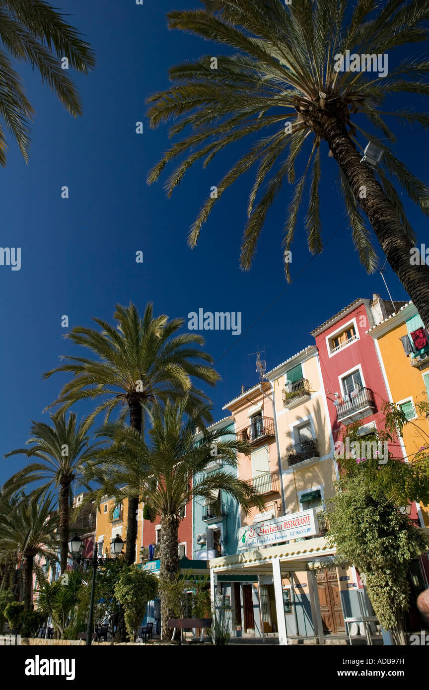 Les maisons de bord de mer pittoresque de Villajoyosa, Costa Blanca, Espagne Banque D'Images