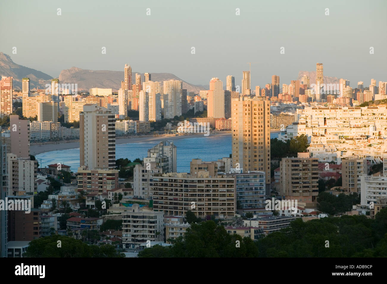 Benidorm s highrise skyline Banque D'Images