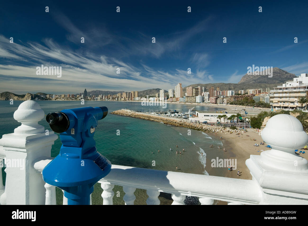 Pontiente beach du Balcon del Mediterraneo Benidorm, Costa Blanca, Espagne Banque D'Images