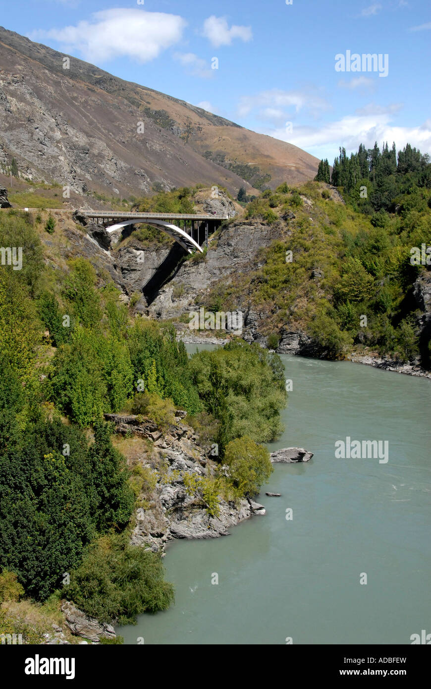 Shotover River Queenstown ile sud Nouvelle Zelande Banque D'Images Shotover River Queenstown ile sud Nouvelle Zelande Banque D'Images