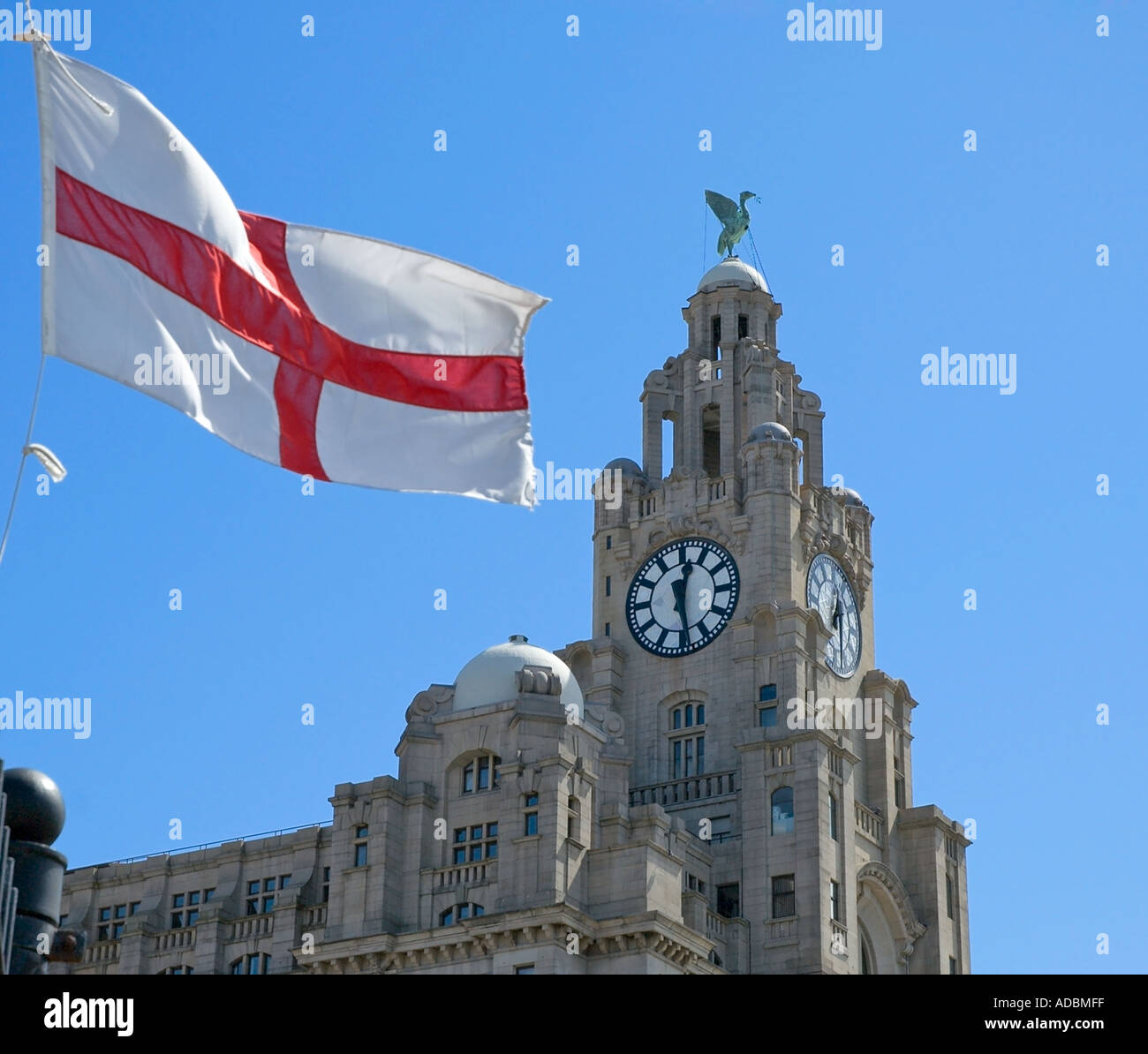Le Royal Liver Building Liverpool Merseyside Banque D'Images