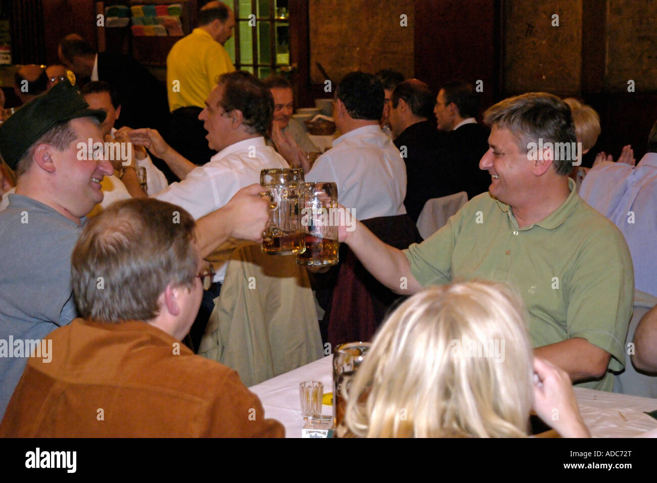 Cave à bière Prague Praha République Tchèque Banque D'Images