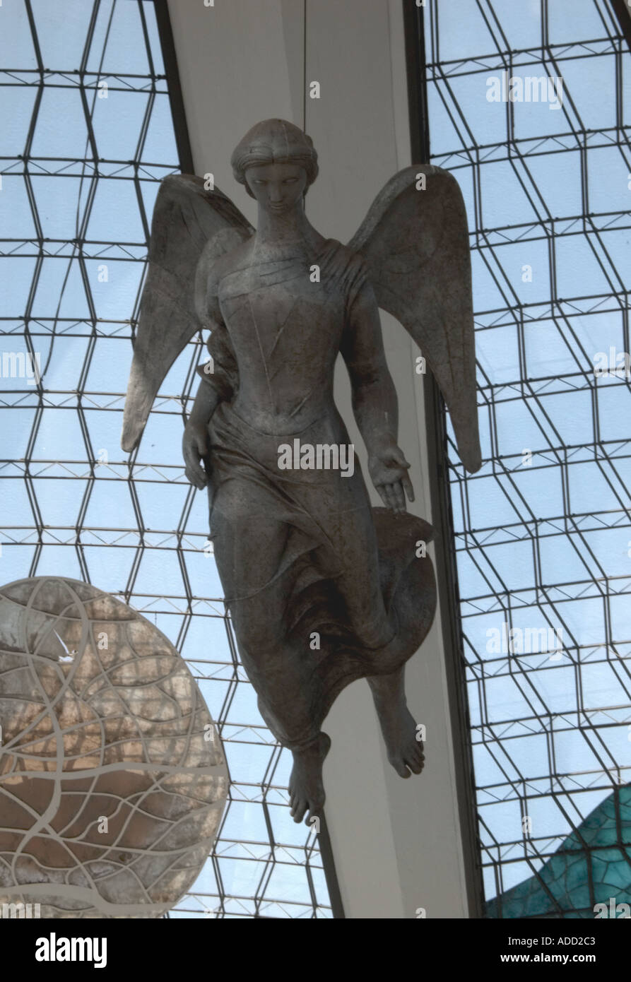 Angel par Alfredo Ceschiatti Cathédrale Métropolitaine de Brasilia Banque D'Images