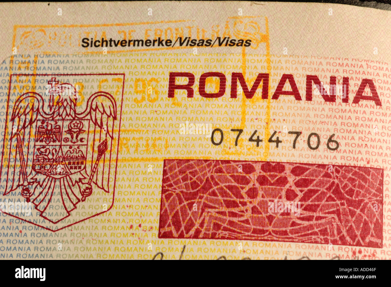 Formulaire de passeport avec visa Roumanie Photo Stock - Alamy