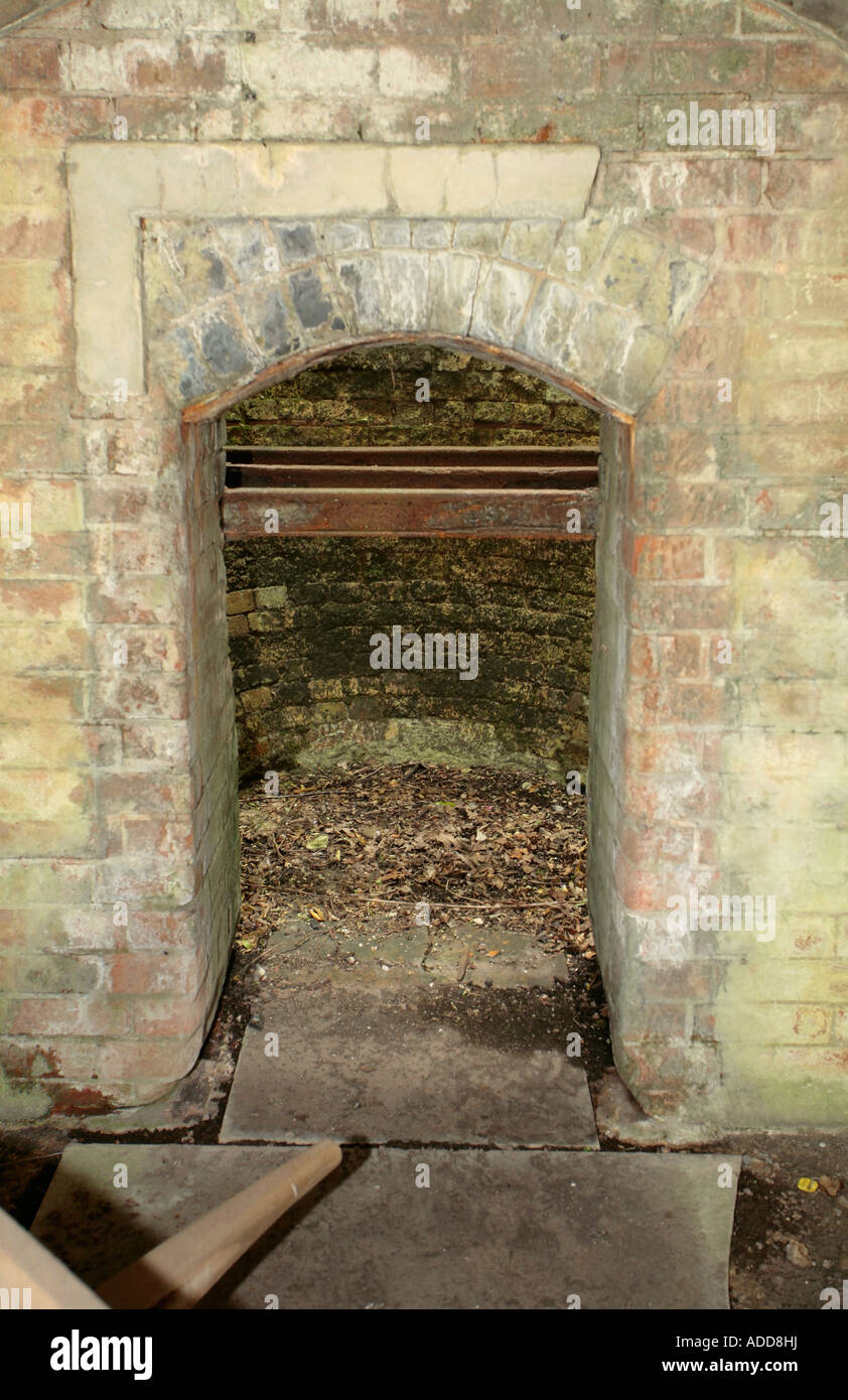 Four à chaux inutilisé au Amberley Working Museum, West Sussex, Royaume-Uni Banque D'Images