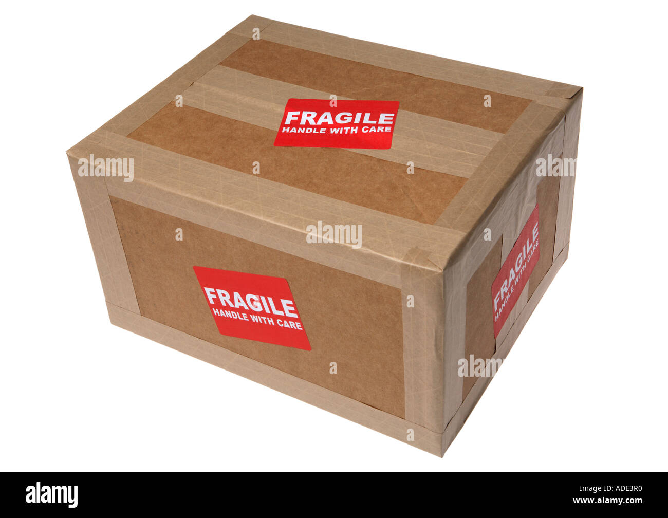 Paquet avec autocollant FRAGILE Banque D'Images