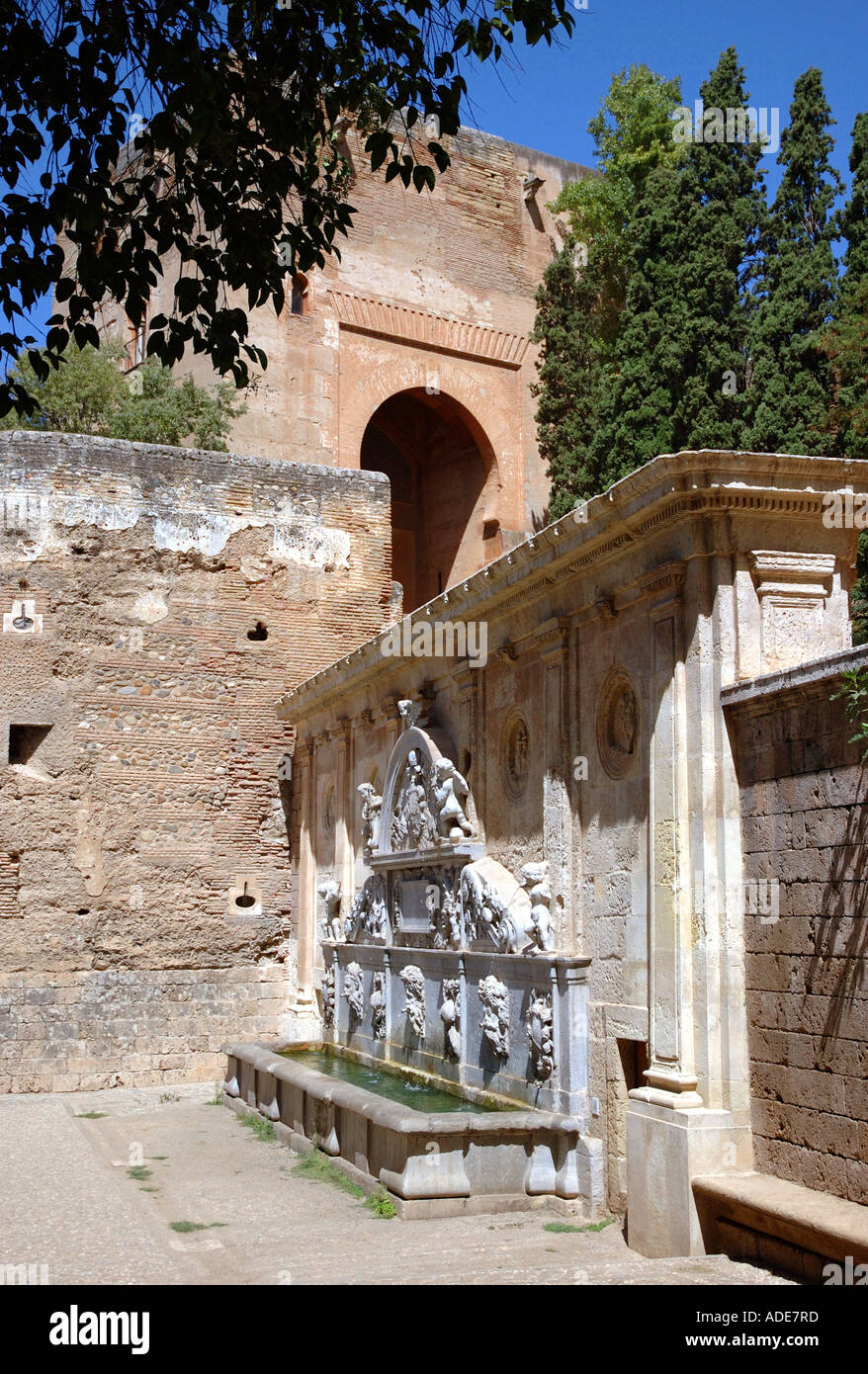 Vue de Grenade l'Alhambra et forteresse Alcazaba andalousie Andalucía España Espagne Iberia Europe Banque D'Images