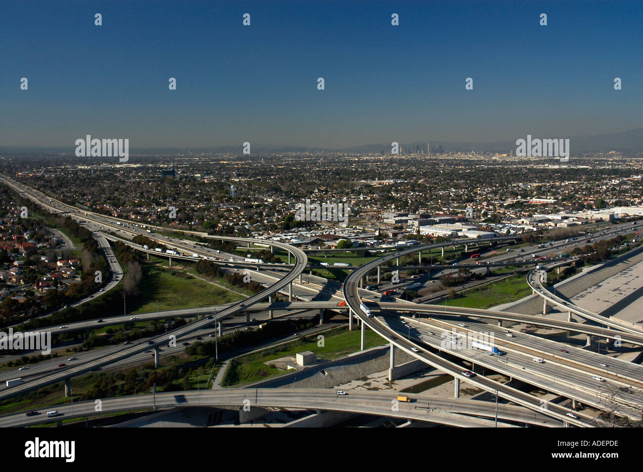 Vue aérienne de Los Angeles freeways CA Banque D'Images