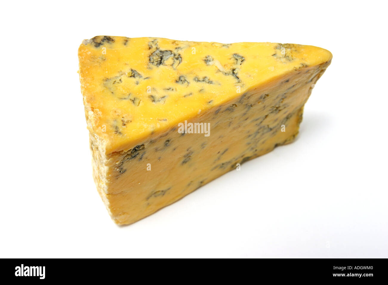 Le fromage Stilton rouge isolé sur fond blanc un studio. Banque D'Images