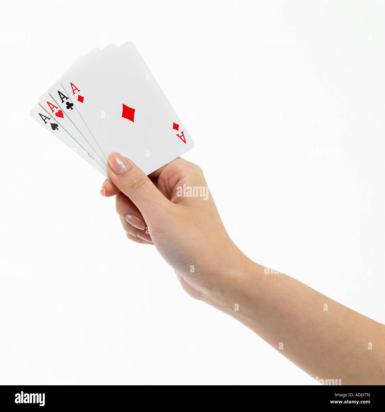 Une main tenant quelques cartes Banque D'Images