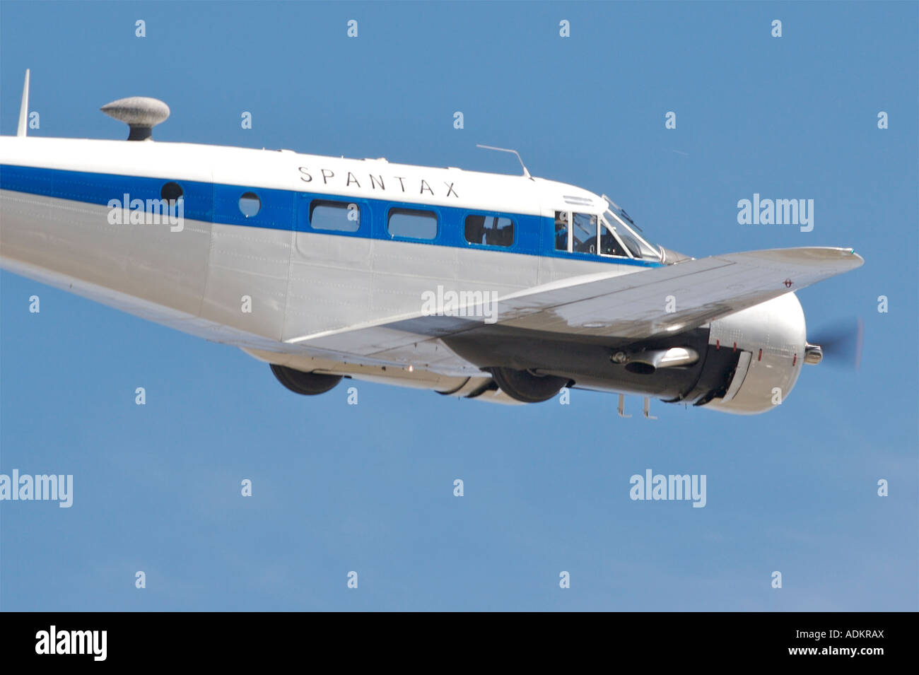 Beechcraft 18 C 45 H USA 1937 lors d'une exposition de vol FIO Banque D'Images