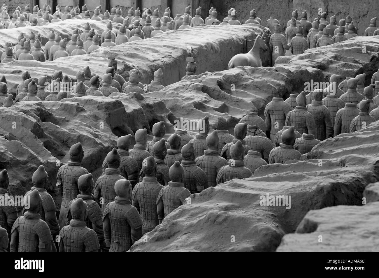 L'Armée de terre cuite, une ancienne collection de sculptures représentant des armées de Qin Shi Huang, le Premier Empereur de Chine, Xi'an, Chine Banque D'Images