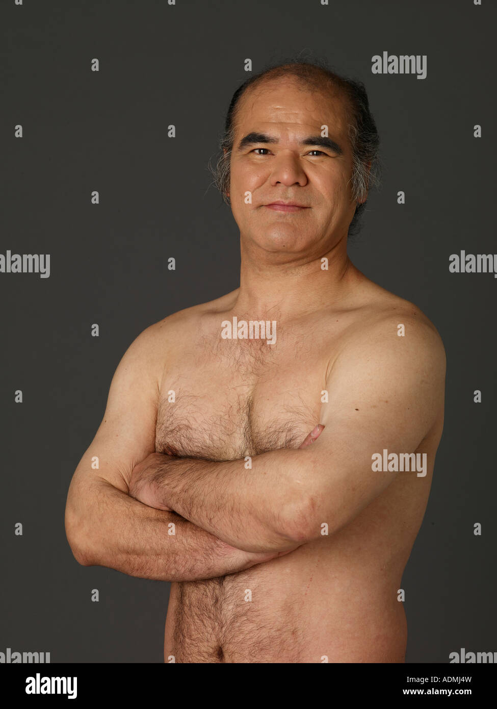 Portrait d'un homme mûr torse nu Photo Stock - Alamy