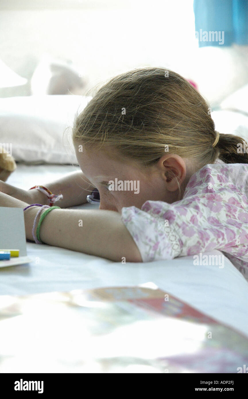 Fille blonde dessin. Banque D'Images