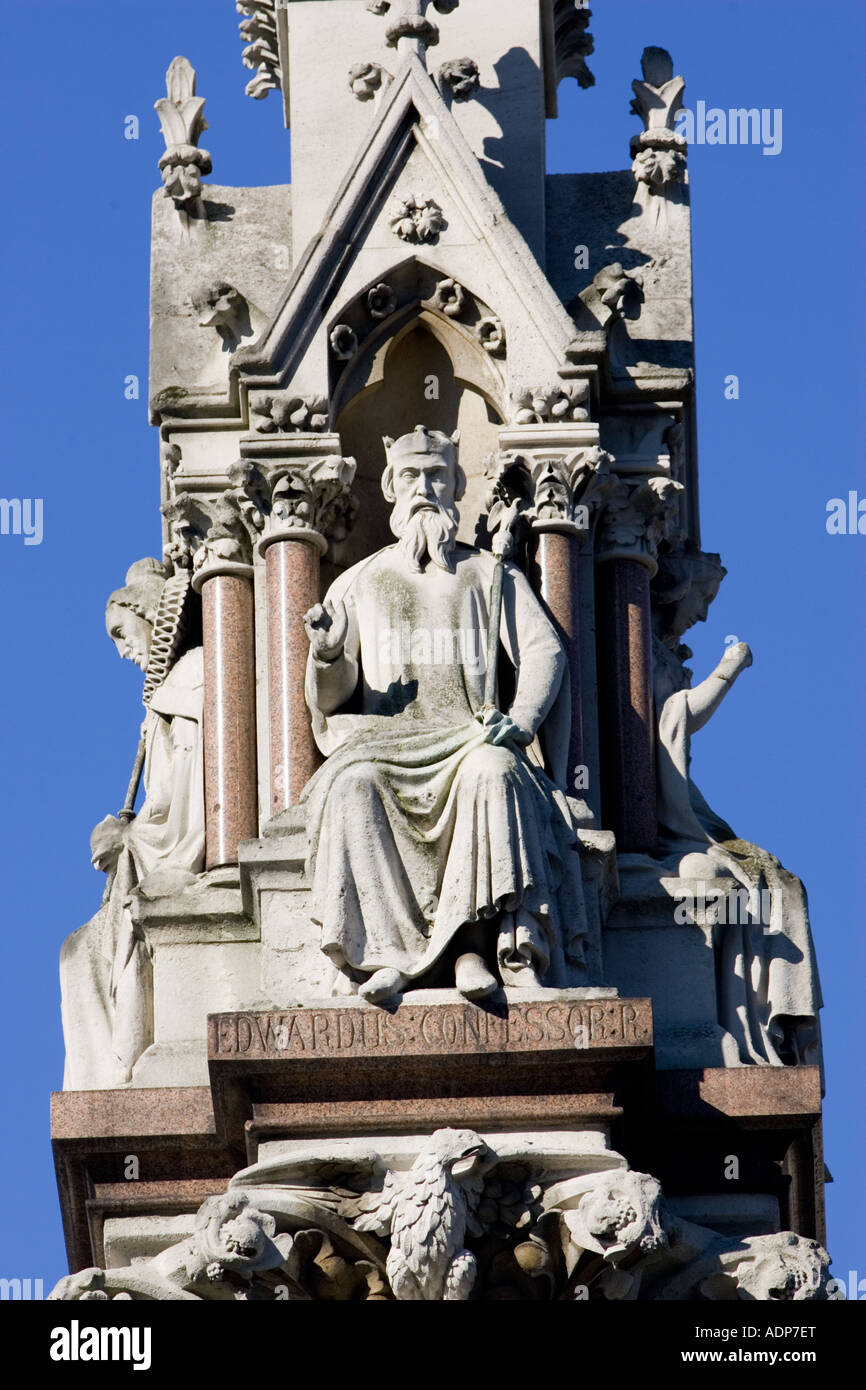 Le roi Édouard le Confesseur statue sur Westminster School Memorial London United Kingdom Banque D'Images