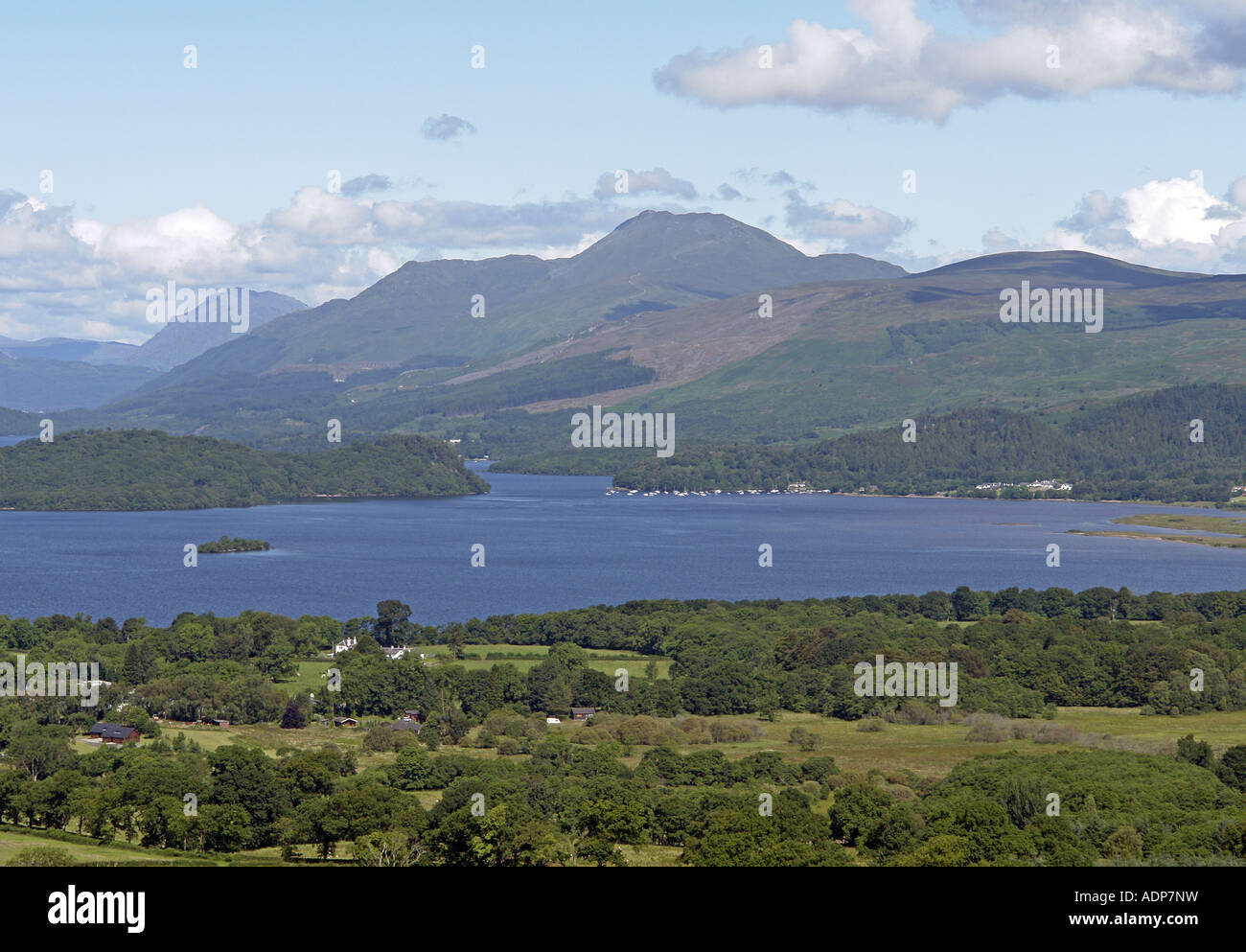 Ben Lomond Loch Lomond et les îles à l'extrémité sud vue d'Duncryne Hill près de Gartocharn dans Dunbartonshire de l'Ecosse Banque D'Images
