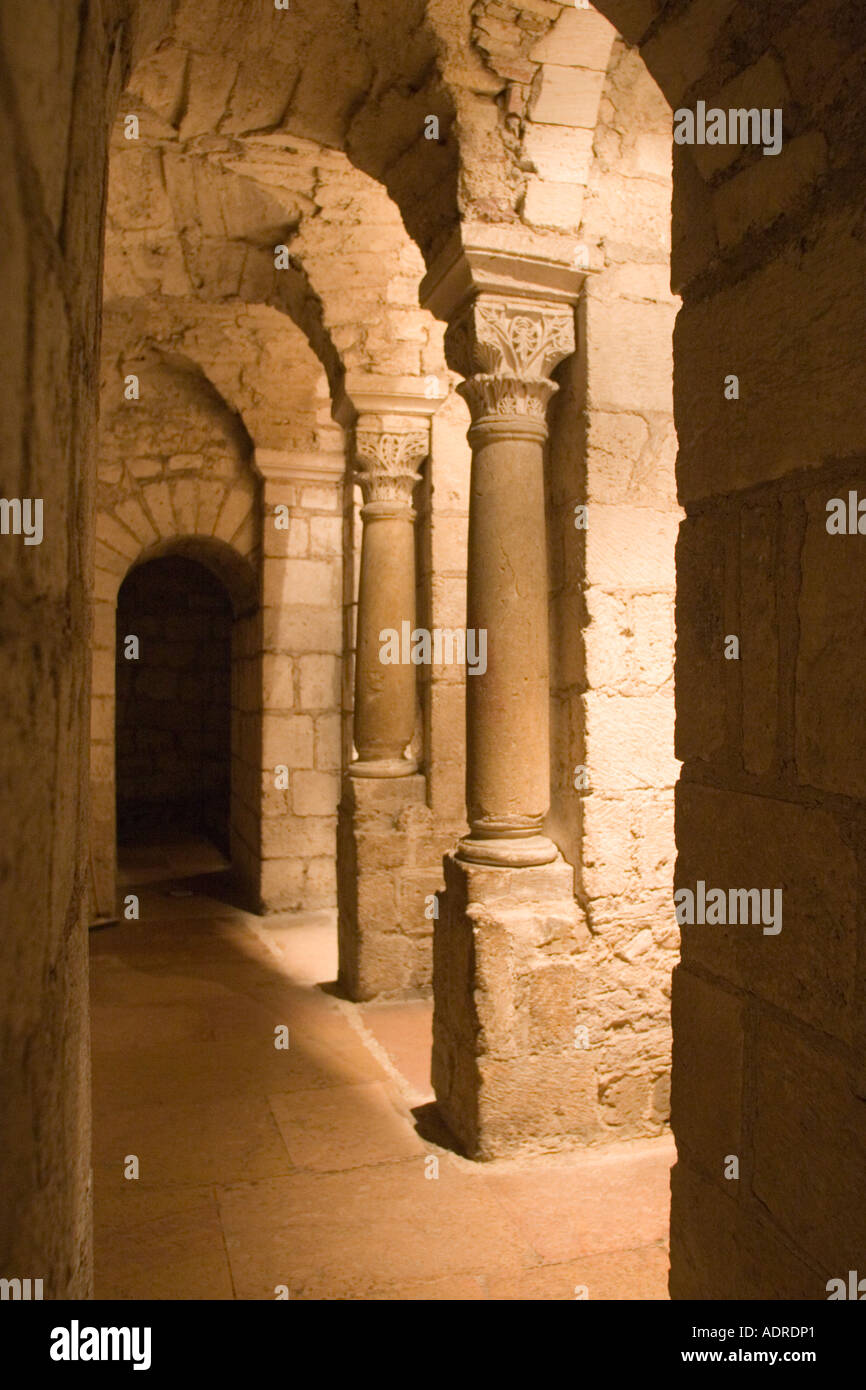 La crypte, église abbatiale St Philibert Tournus France Banque D'Images