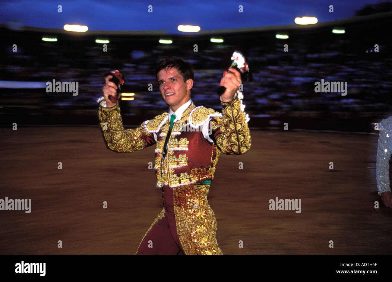Jerez de la frontera torero el julio avec deux oreilles du taureau dos orejas Banque D'Images