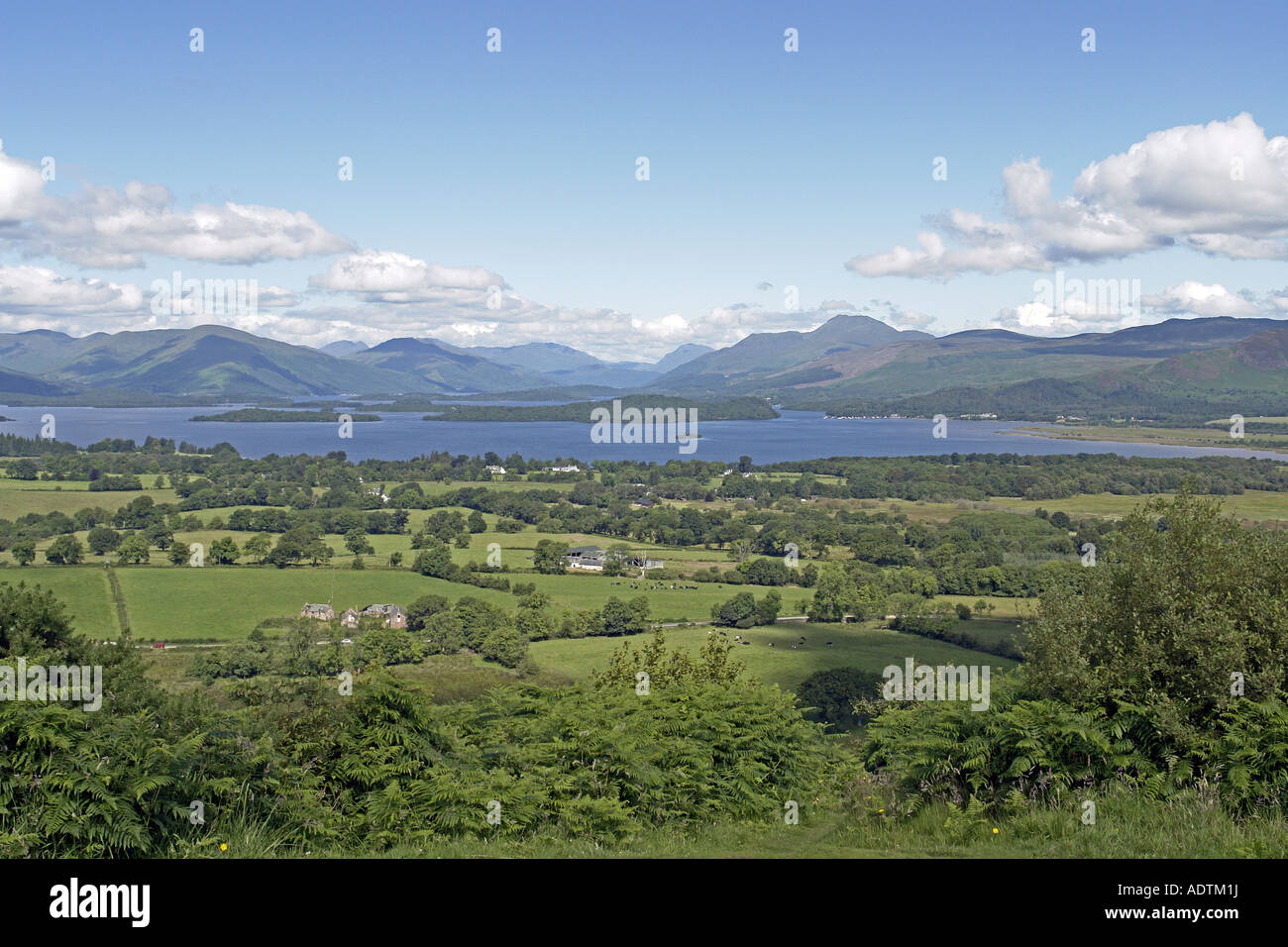 Ben Lomond Loch Lomond et les îles à l'extrémité sud vue d'Duncryne hill Banque D'Images